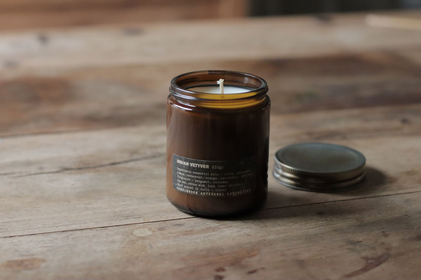 נר סויה בניחוח וטיבר הודי