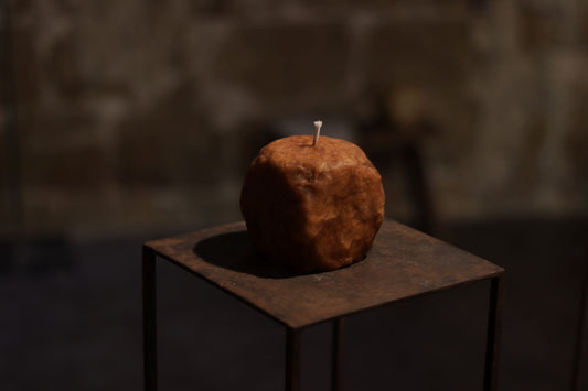 Sculpted & Raw Burnt Orange Candle 10 x 11