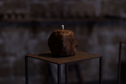 Sculpted & Raw Mud Candle 10 x 11