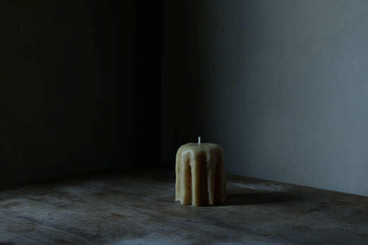 Petite bougie en cire d'abeille goutte à goutte 10,5x8