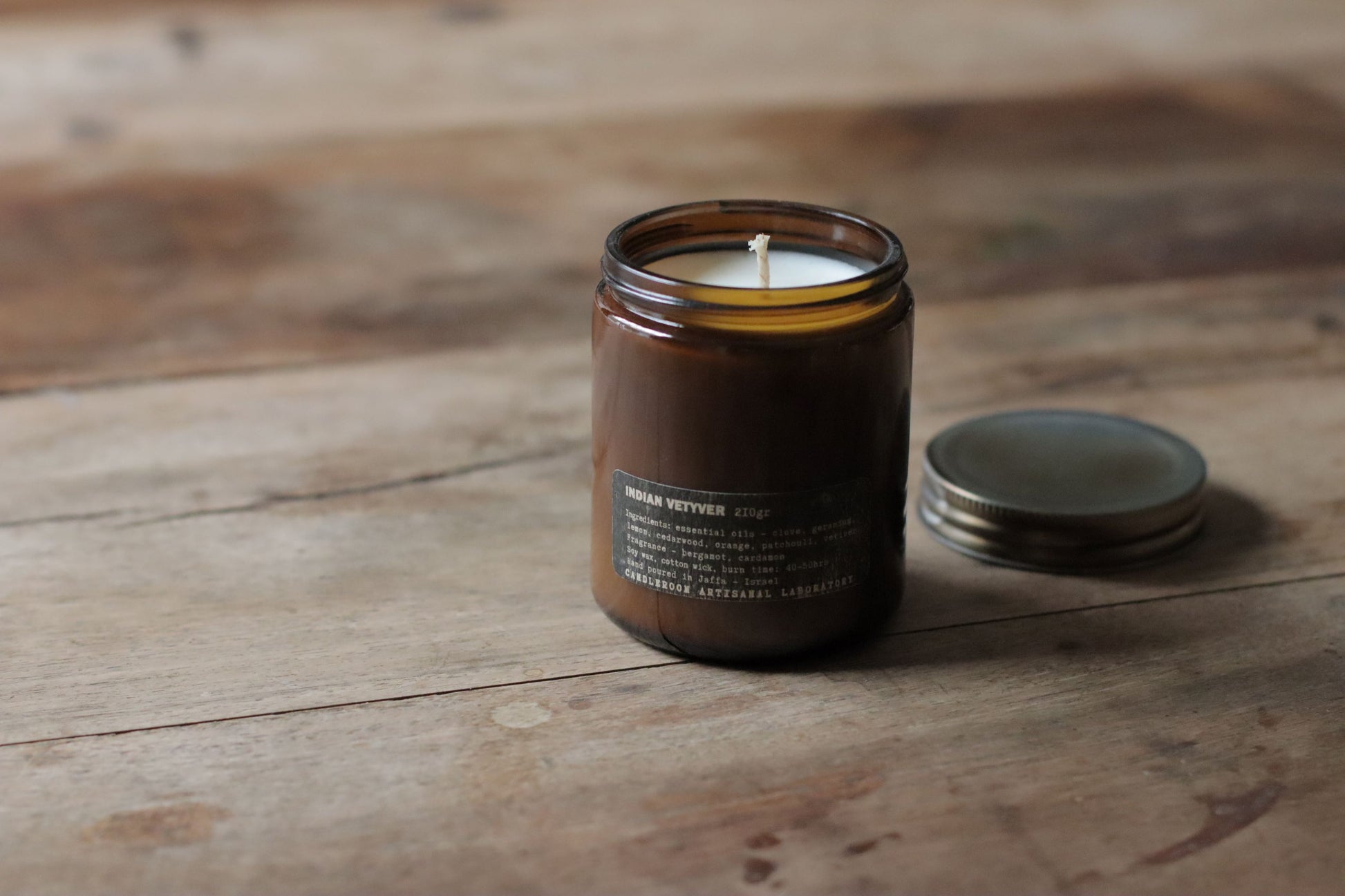 indian vetiver soy candle