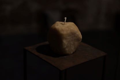 Sculpted & Raw Natural Candle 10 x 11
