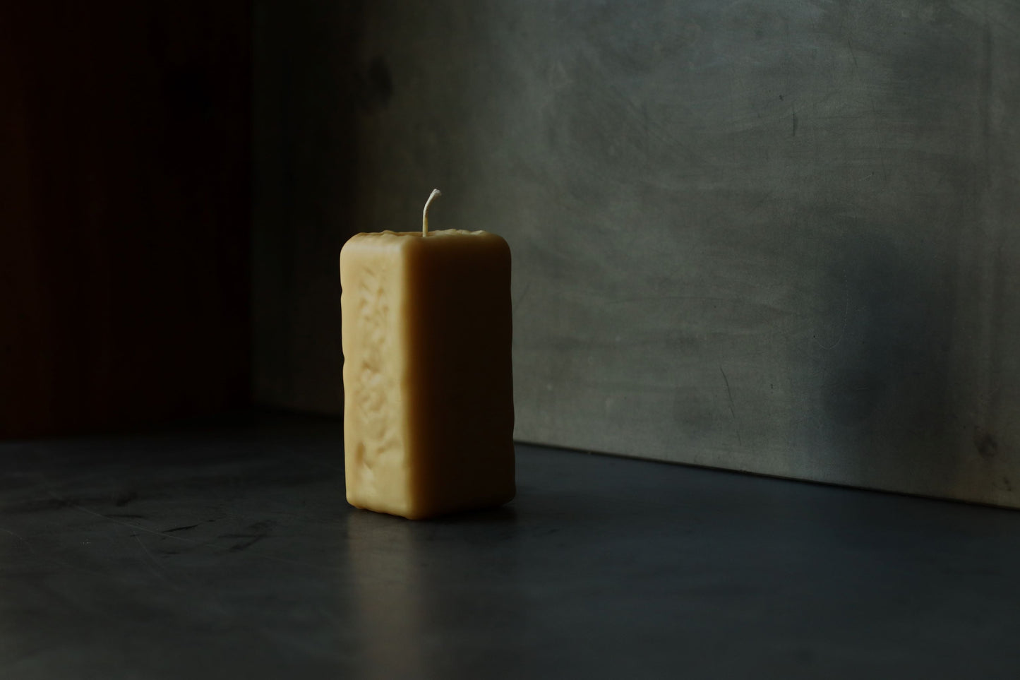 Sculpted Rectangular Candle 7.5 x 16