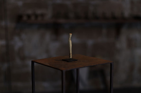 Palo Santo Stand